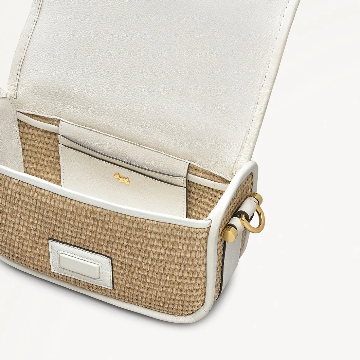 Bathurst Mews - Raffia