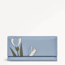 Oak Street - Snowdrops